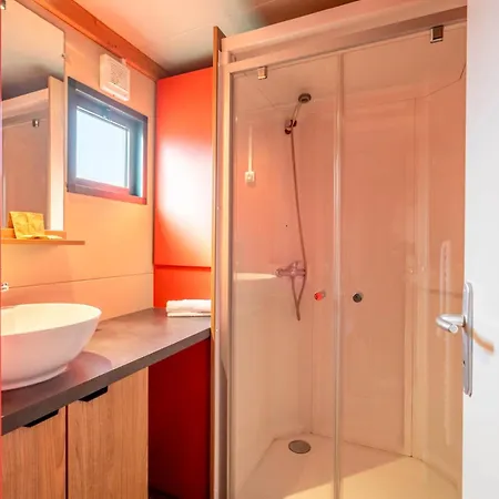 Campingplatz Paradis 5 Etoiles A La Corniche La Rochelle 5*