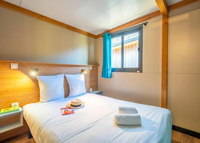 Paradis 4 étoiles A La Corniche La Rochelle Camping Angoulins-sur-Mer