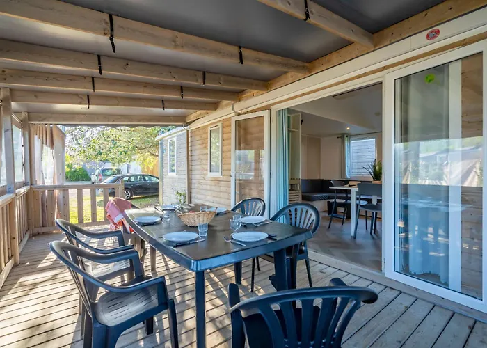 Camping Paradis 4 étoiles A La Corniche La Rochelle 4*