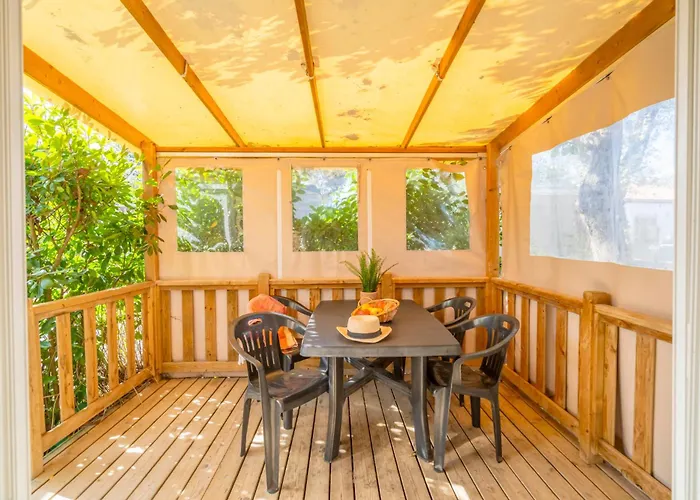 Paradis 4 étoiles A La Corniche La Rochelle Camping Angoulins-sur-Mer