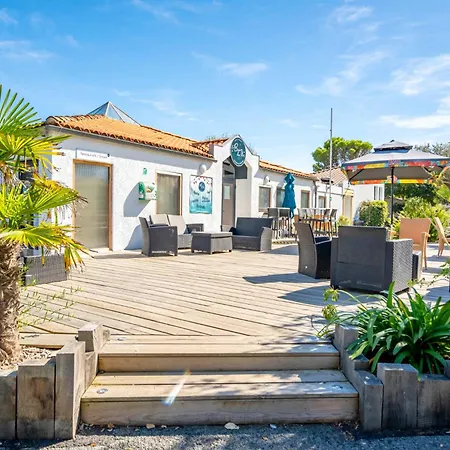 Parque de Campismo Paradis 4 Etoiles A La Corniche La Rochelle 4*