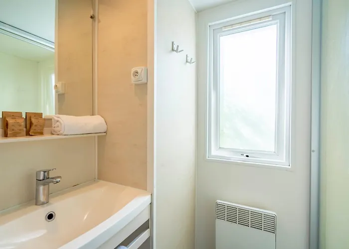 Parque de Campismo Paradis 4 Etoiles A La Corniche La Rochelle 4*