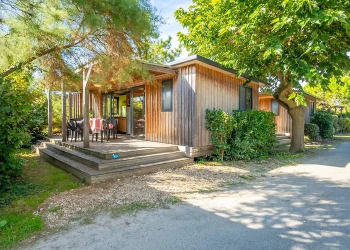 Paradis 4 étoiles A La Corniche La Rochelle Camping