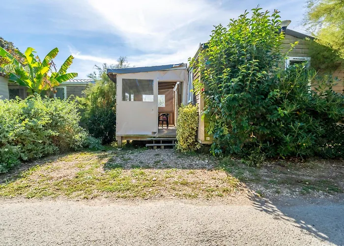 Campsite Paradis 4 Etoiles A La Corniche La Rochelle